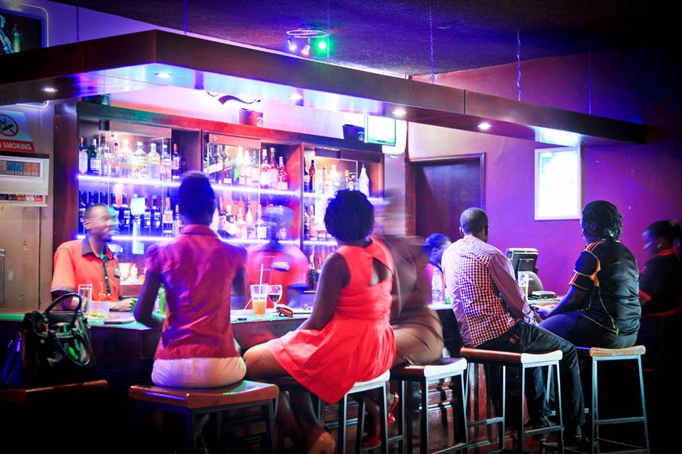 Cityville Lounge Bukoto Kampala Uganda, Good food in Kampala, Food & Drink, Top Bar, Top Restaurant, Lounge, Top Bar and Lounge, Food, Beer, Wine, Spirits, Cocktail bar, Amazing beer prices, Cheap Beer, Great Place to Drink after work , Gins and local beers, grilled food and wood-fired pizzas, Chatting and Drinking, Chilling with friends and mates, Date night, Eating and Drinking, Private parties, Drinking and Dancing, Cocktail Bar, Lounge Bar, Party Bar, Kampala Pub, Lively DJ nights, Lively Music, Great Beer Drink Out, Tasteful Delicious food in Kampala, Amazing Drinking Joint in Kampala Uganda, Ugabox